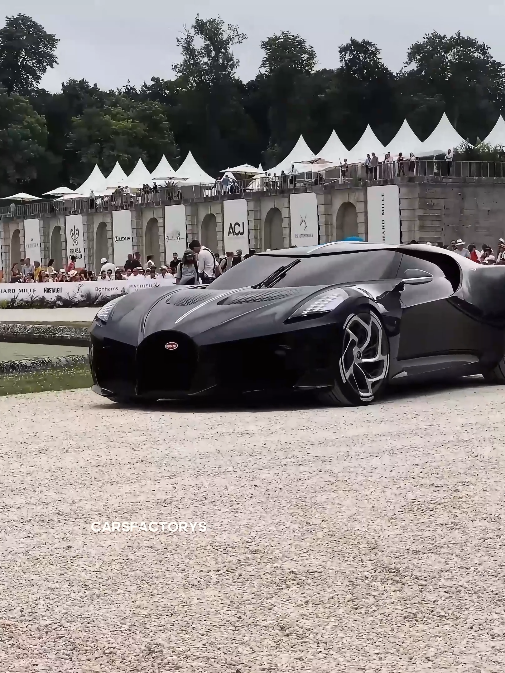 𝐁𝐮𝐠𝐚𝐭𝐭𝐢 𝐋𝐚 𝐕𝐨𝐢𝐭𝐮𝐫𝐞 𝐍𝐨𝐢𝐫𝐞 😲 | 📽️ RoCars | #bugatti #lavoiturenoire #4k #quality #caredits #viral #trending