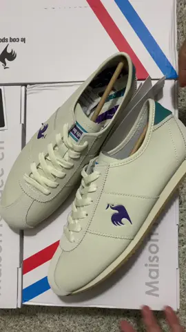 Mẫu giày Lecoq🐓 full da✅ form gọn, đi cực nhẹ, lên dáng cực ôm chân🐓#lecoqsportif #lecoq #thanhxiauthentic #philong #gatrong #thethao #sneakers #authentic #hanghieu #chinhhang #giày #xuhuong #thanhxi #tiktok2024 #giaychinhhang #xuhuongtiktok #xuhuongtiktok2023 #giaydep #giaythethao #giaysneaker #giaynam #giayxinh #giaycaogot #giaynu #giaynam #giaybongda #giaychaybo 