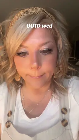 Outfit for Wednesday #viral #fyp #comfort #obsessed #OOTD #outfitideas #outfit #fashiontiktok #fashion #budgetfriendly #