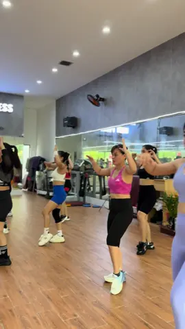 Team HDV nhà #hienphanaerobicfitness ❤️❤️❤️#aerobichoaxuan #aerobicfitness 