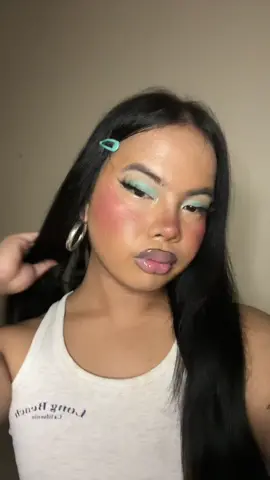 2000’s makeup look