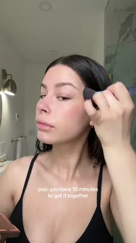 wet hair + glowy makeup is a look 