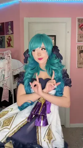 sorry for posting less this week ive busy with college😔 #gwenlol #gwencosplay #leagueoflegendscosplay #gwenleagueoflegends 