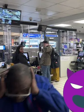 Jump scares in public EP. 12 💀 #scarymazegame #foryou #fyp #viral #jumpscare 