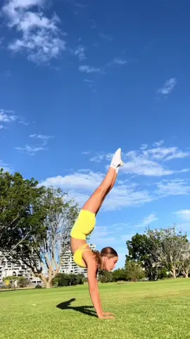 The answer is always yes 🤪 #acro #friends #sisters #twins @Danielle 😊 @tori @Kayla 