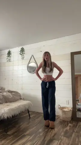 Im obsessed with these sweatpants #Jesuslovesyou #outfitinspo #fyp #foryoupage #foryou #blowthisup #outfitinspo #outfitideas #outfits #outfit #sweatpants #cleangirloutfit #hairstyle #hairinspo #room #brunette #blonde #uggs #Summer #summertime #summeroutfits #summertops 