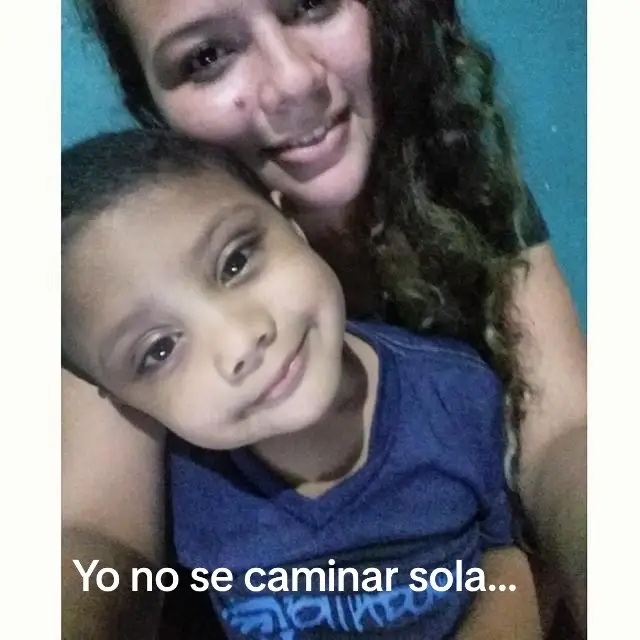 Te amo mi hermanito @G27  Siempre juntos 🤞🏻 #emii_mora #emiimora #hermanos #Siblings #hermanomenor #hermanamayor 