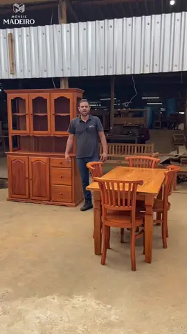 Confira a beleza desse Jogo de Cozinha, feito todo na Madeira Peroba Rosa, que completam seu ambiente! São peças unicas e que trazem todo um charme para sua cozinha! ✨ Entre em contato conosco 32 999091712 📲 #moveismadeiro #moveisrusticos #moveisdemadeira #moveis 