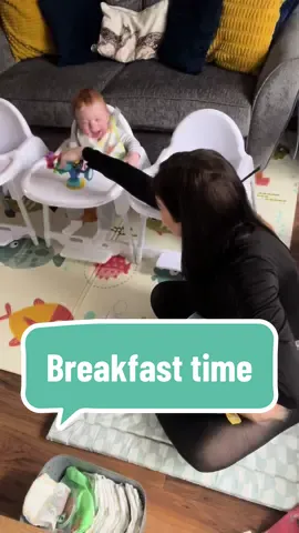 Its breakfast time for the triplets #mumof6 #multiples #triplets #triplettok #mumtotriplets #singlemum #amorninginmylife #amorninginthelife #adayinmylife 