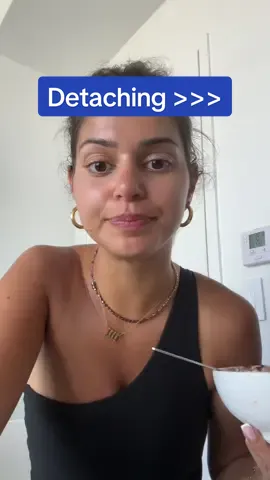 The law of detachment >>> #detachment #surrender #trusttheuniverse #lawofassumption #manifestation #luckygirlsyndrome #manifestationcoach 