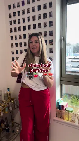 @SHEIN HAUL pt2. 🍒 #shein #sheinhaul #sheinclothes #sheinfashionweek #clothinghaul #haul #outfits #streetwear #massivehaul #OOTD #uni #unistudent #CapCut 