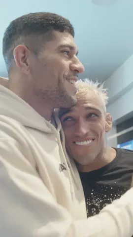 CHAMA🇧🇷👏 #UFC #TikTokDeportes #ufcespañol #mma #ufc300 #brasil 