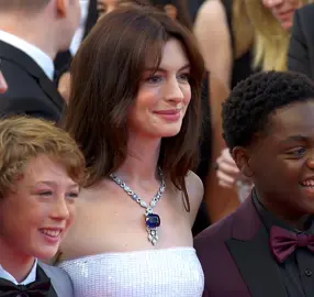 prettiest #annehathaway 