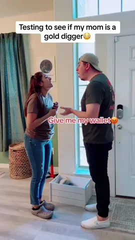 Once a gold digger always a gold digger🤣 #fyp #viral #marriedlife #couplecomedy #golddigger 