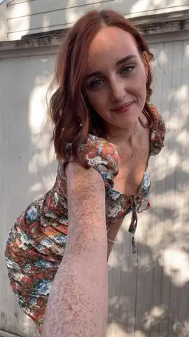 How does my new dress look? 👗#redhead #redhair #ginger #freckles #sundress #dress 