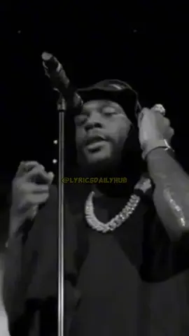 Burna Boy🎶 #burnaboy #burnaboyofficial #burnaboyconcert #burnaboygram #real #realsong #fyp #foryou #africa #africantiktok #africangiant #ghana #lagos #nigeria #freestyle #friends #fakefriends #lyrics #lyricsdailyhub 