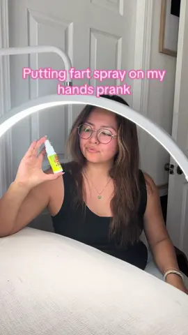 Oh sheit! Oh sheit! Dont even touch me with your hands! 😭 #lashes #lashextensions #lashtech #lasheslasheslashes #lash #prank 