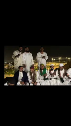 #مشاهير_السودان_سودانيز_تك_توك❤️👌 #معاذ_بن_البادية #الصين_ماله_حل😂 #سيد_الشهداء_سيدنا_حمزة #المدينه_المنوره #مشاهير_العالم #الغالي_الغالي_رسول_الله جلسة مديح في المدينة المنورة في سيد الشهداء سيدنا حمزه 😍