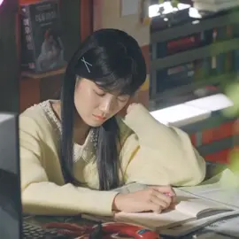 تابعتو الدراما؟ #lovelyrunner #عداء_جميل #kdrama #كيدراما #Love #viral #edit #fypシ #foryou #foryourpage #kdramaedit #explore #explore #explore #اكسبلور #اكسبلور #اكسبلور 