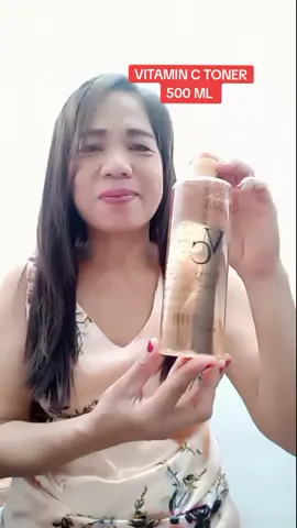 VITAMIN C TONER 500 ML INTENSIVE WHITENING TONER ESSENCE REMOVE MELASMA ACNE PIMPLES SKINCARE #toner #whiteningtoner #affordable #pimpleskincare #skinglossy#improveskin  #removediscoloration #antioxidant#vitaminc 