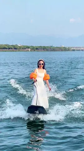 RUSH WAVE , Encounter with nature #rushwave  #Surfing #surfboard #electricsurfboard
