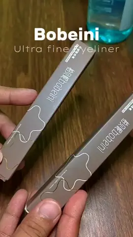 Bobeini Ultra Fine Eyeliner #Eyeliner #makeup 