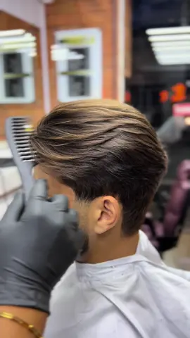 🔥🔥🔥 #corte #cortenatesoura #homemmoderno #cabelo #cabelolisomasculino #barber #barbershop #cortesocialmasculino💈😎  #video 