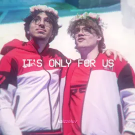 #ZELLSIS & #JOHNQT: bring your own best friend! ib kkvras #sentinels #Valorant #vct #fyp #foryou  @Zellsis 