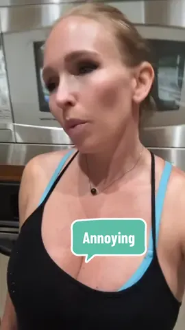 This happens all the time when I order from @Kohl’s and it’s super annoying. 