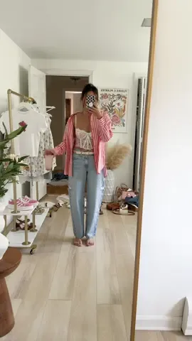 If boyfriend jeans + barrel jeans had a baby + they're under $60 #amazonjeans #denimjeans  #amazonfashionfinds 