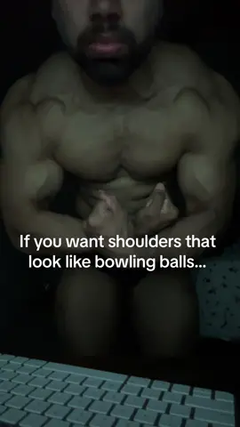 Drop any questions you guys have #fyp #viral #Fitness #motivation #shoulders 