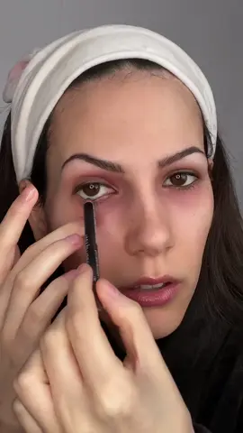sleepy makeup 💤  #makeup #sleepyeyestrend #makeuptutorial #makeuptutorials #makeupvideo #crueltyfree #makeuptrend #makeuphacks 