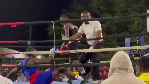 💥🦍 #viral #knockout #boxingfights #jamaica #jamaicantiktok🇯🇲viral #boxingknockout #streetfights #streetfight 