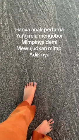 🥀😌#fypシ #fyp #storytime #xbcyza #masukberanda #semogafyp #tiktok #viral #fyppppppppppppppppppppppp #sad 