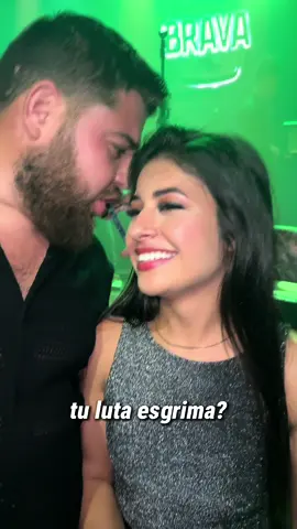 Tu luta esgrima?😂