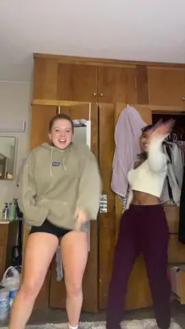 Go tell your girlfriend @Raina:) #fyp #firsttry #happyplace 