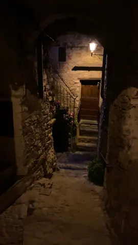 #italy #medieval #nature #fyp #medievalvillage 