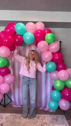 Links to Backdrop stand, balloon pump, balloons, etc are in my bio! This is BY FAR the easiest and quickest way I’ve ever found to create a balloon garland! The balloon animal string balloons are a GAME CHANGER🤯 gearing myself up for another day of party prep tomorrow 😅