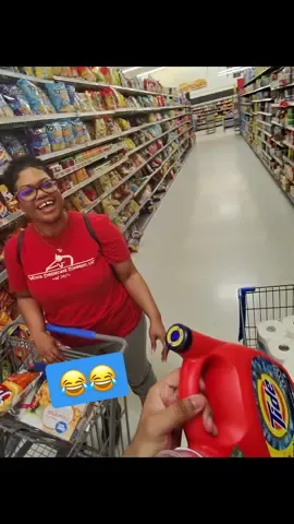 Taking stuff from peoples carts 🛒🤣💀 #fyp #viralvideo #trending #fypp #funnyvideos #pranks #jokes #bromas #fypシ #funny #fyppppppppppppppppppppppp #prankvideo #prankvideo #viral #pov #interaction #😈 #humor 