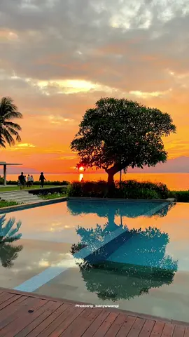 Sunrise Of Java banyuwangi..  . . . #banyuwangi #wisatabanyuwangi #photography #tripbanyuwangi #fyp #fypシ゚viral 