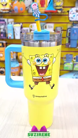 Canecão Térmico BOB ESPONJA!!! ✔️ Mantém por até 12 horas gelado! ✔️ Capacidade 1,15l ✔️ Canudo com pingente  ✔️ Aço inoxidável  ✔️ Cabe perfeitamente no porta copos do carro Enviamos para todo Brasil! Garanta já a sua! Chama a gente no WhatsApp: 11 98689 - 3708 #zonacriativa #bobesponja #canecatermica #copotermico 
