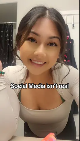 To prove social media is the full of fakesssss #tiktokmademedoit #TikTokShop #tiktokmademebuyit #fyp #boomba 