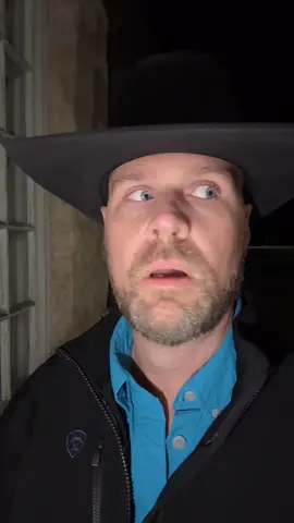 Some impressive tapping 😳😳😳 #fyp #ghost #ghosthunting #hauntedtiktok #witchtok #paranormalactivity #spirit #witch #haunted #demon #scary #spooky #paranormal #viral 