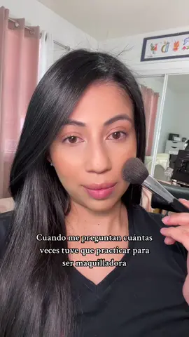 Soy Maquilladora💄 y esta es una de las preguntas que mas me hacen, lleva mucho tiempo y esfuerzo pero vale la pena. Todos los dias aprendo algo nuevo para seguir mejorando y dando lo mejor a mis clientas.     COMENTA si te paso lo mismo ⬇️ #maquilladoraprofesional #makeupartistcheck #makeupartistlife #creadoradecontenido #contentcreator #beautycontentcreator #maquilladora #promua #casosdelavidareal #cosasdemaquilladores 