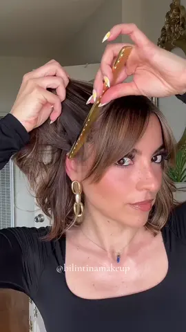 half up 💖 save for later 🤝 #hairstyle #hairtutorial #hairvideos #shorthairstyles 