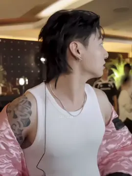 #jungkook with mullet >>> 😩