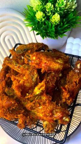 Yang bikin nasi boros dirumah juara banget, enaknya kebangetan #fyp #reseptiktok #resepsimple #ayamgoreng #ayamgorenglengkuas #menumasakan 