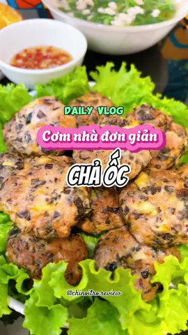 Chả ốc nóng hổi vừa thổi vừa ăn. Mình đi siêu thị thấy bán ruột ốc bươu làm sẵn nhìn ngon quá nên mua về làm thử. Đây cũng là lần đầu tiên mình làm bằng ốc bươu.#chinoitro #dailyvlog #homnayangi #yeubep #monngonmoingay 