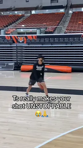 It really gets you right 😭🙏🔥 #handinyoface #hoops #basketballchallenge 