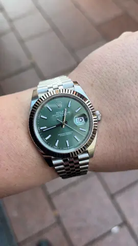 Rolex Datejust 41 with beautiful green dial 🔥😍 #lux4watches  Whats your favorite dial for steel Datejust? 🤔  • • #rolex #watches #luxurywatches #watch #wristwatch #jewelry #juwelier #luxury #luxurylifestyle #hamburg #germany #wristgame #watchfreak #watchseller #Lifestyle #watchoftheday #watchlover #rolexwatches  #fyp #business #finance #viral #watchesofinstagram #germany #hamburg 
